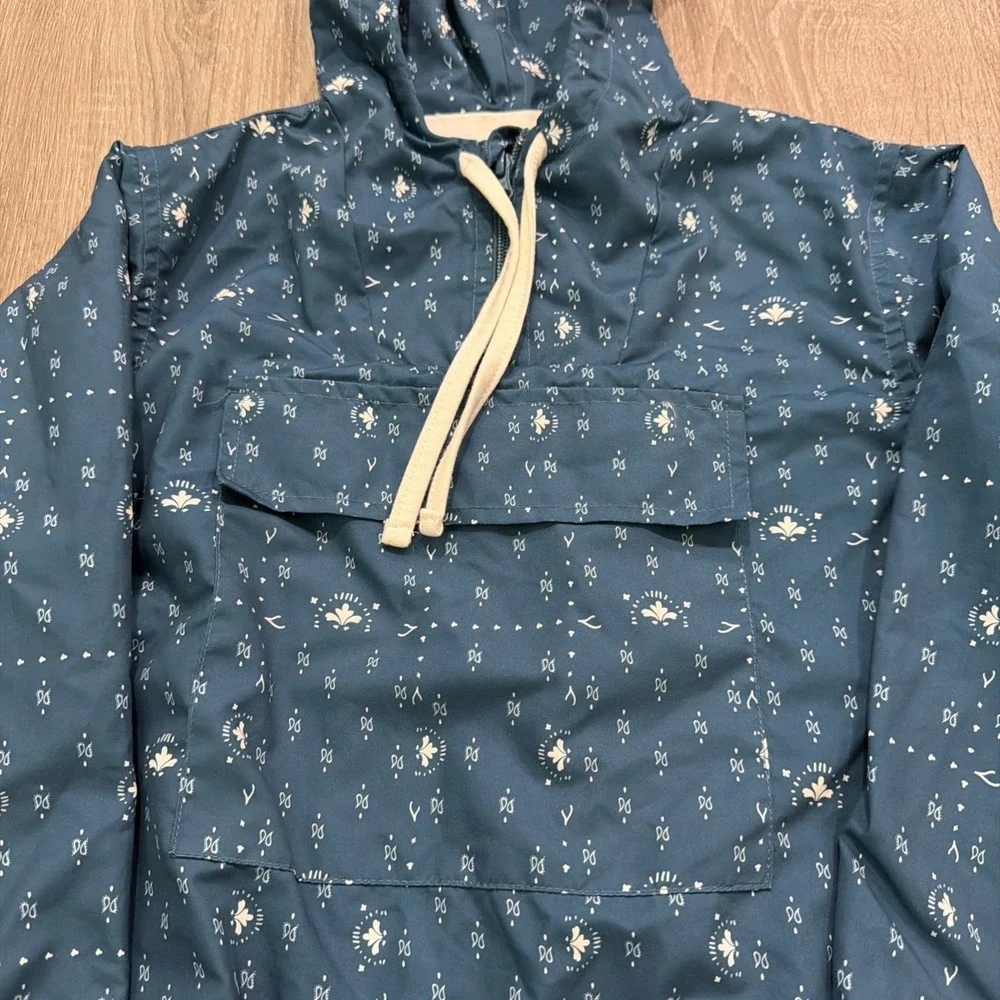 Fin & Vince Floral Blue Pull Over Jacket Kids Size 6-7y Hooded With Pocket